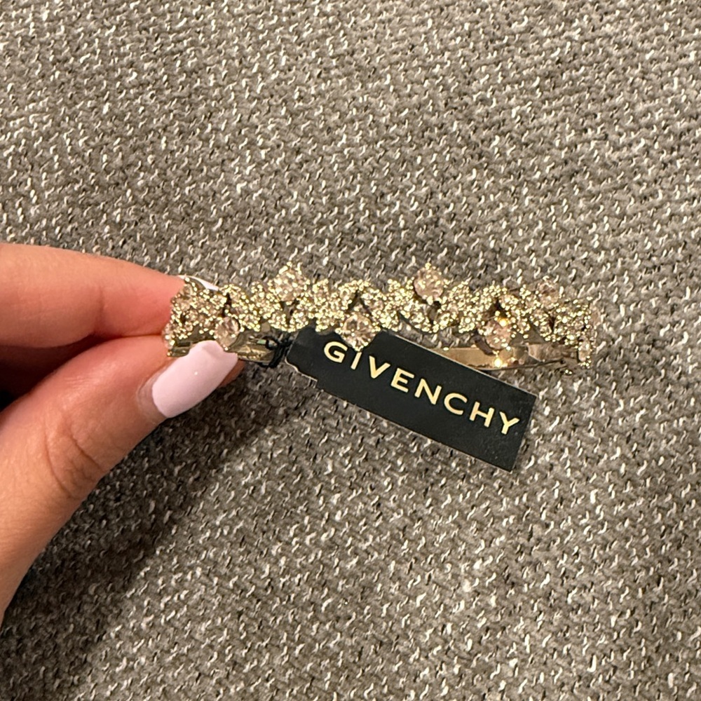 Givenchy Sparkling Gold Bracelet